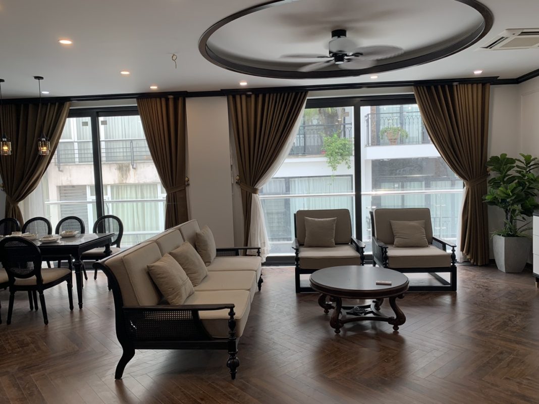 Công trình khách sạn hồ Tây sử dụng nhôm SJC Chueco L120
